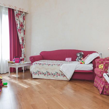 Hotel Borgo Di Cortefreda - Place Of Charme Tavarnelle Val di Pesa Bagian luar foto