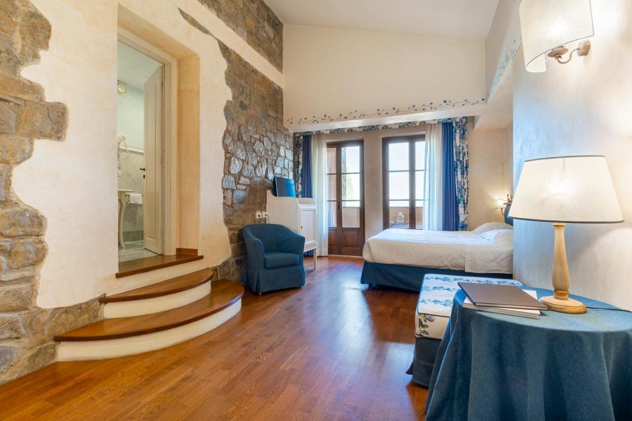 Hotel Borgo Di Cortefreda - Place Of Charme Tavarnelle Val di Pesa Bagian luar foto