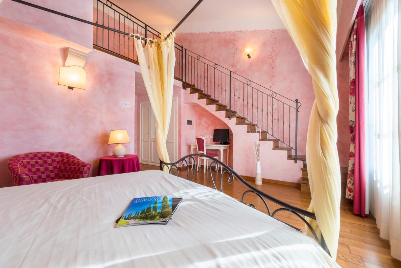Hotel Borgo Di Cortefreda - Place Of Charme Tavarnelle Val di Pesa Bagian luar foto