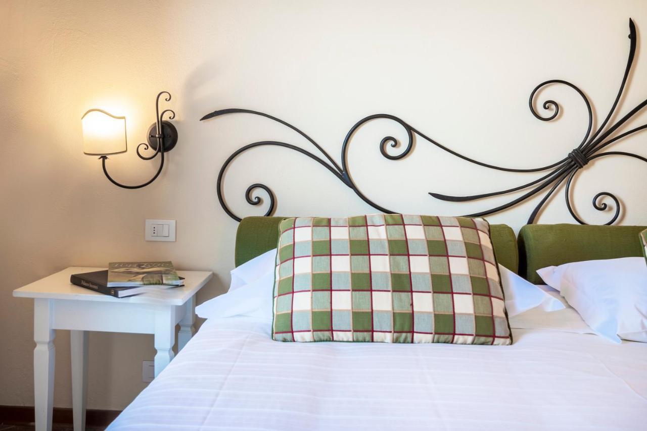 Hotel Borgo Di Cortefreda - Place Of Charme Tavarnelle Val di Pesa Bagian luar foto