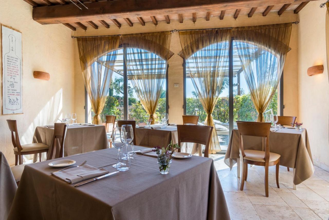 Hotel Borgo Di Cortefreda - Place Of Charme Tavarnelle Val di Pesa Bagian luar foto